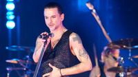 презентация альбома depeche mode в москве превратилась в караоке